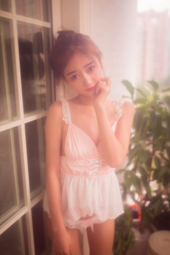 [YALAYI雅拉伊] 2018.11.22 No.128 俏皮港女 李詩雨 [46P/165MB]插圖3