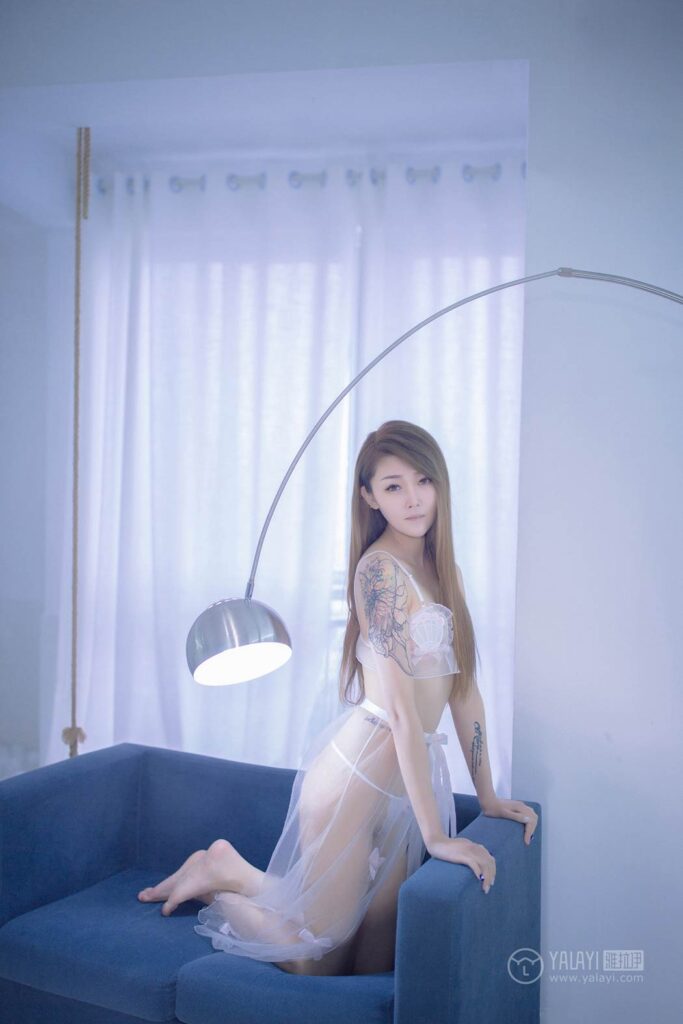 [YALAYI雅拉伊] 2019.01.22 No.172 紫色丁香 張幕希 [44P/295MB]插圖1