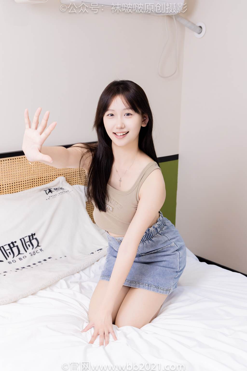 [BoBoSocks襪啵啵]NO.599 香菜-帆布鞋、白棉襪、薄肉絲[141P/1V/7.72GB]-無料攝影圈