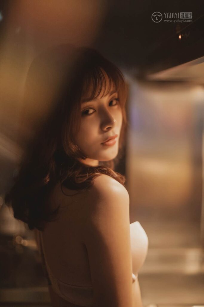 [YALAYI雅拉伊] 2019.06.08 No.301 芷琳《躲在角落里》[41+2P/603MB]插圖3