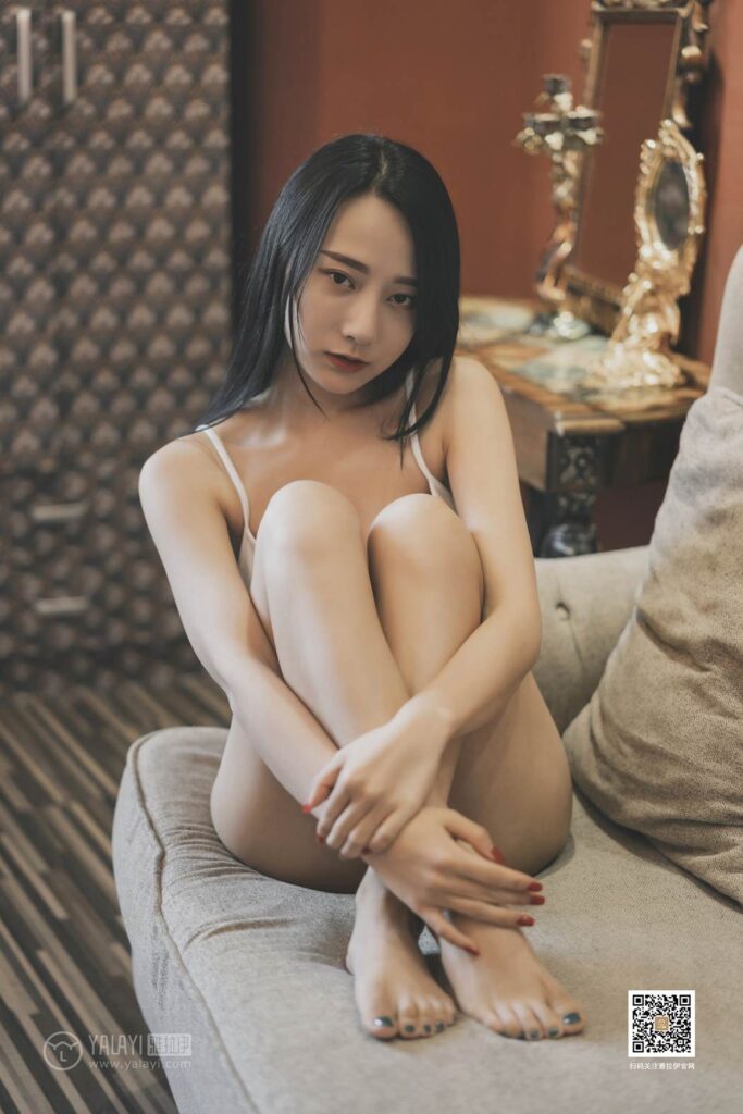 [YALAYI雅拉伊] 2019.08.08 No.363 女白領(lǐng)的私房照 模特何嘉穎 [47P/579MB]插圖3