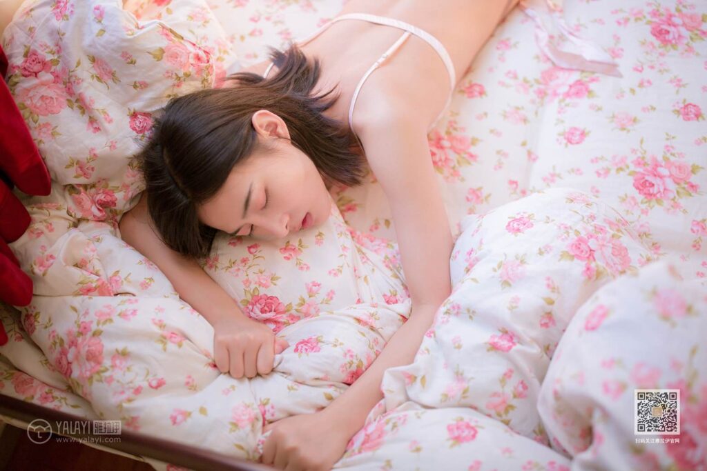 [YALAYI雅拉伊] 2019.11.01 No.447 香閨深處 楚楚 [47P/466MB]插圖1