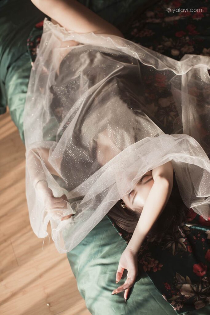 [YALAYI雅拉伊] 2020.11.02 No.720 面紗 劉子煬 [43P/583MB]插圖2