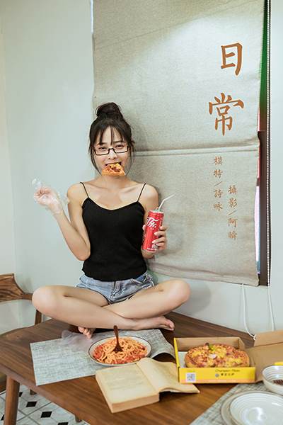 [YALAYI雅拉伊] 2021.08.31 No.834 日常 詩詠 [41P/428MB]-無料攝影圈