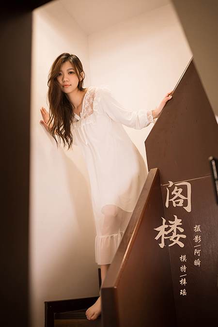 [YALAYI雅拉伊] 2022.03.30 NO.915 閣樓 梓瑤[47P/452MB]-無(wú)料攝影圈