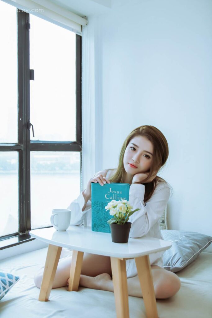 [YALAYI雅拉伊]2023.10.24 NO.1083 冷艷女神[47+1P/458MB]插圖3