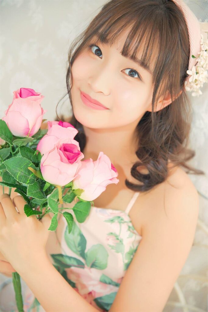 [YALAYI雅拉伊]2023.11.22 NO.1104 美人含笑[29+1P/166MB]插圖1