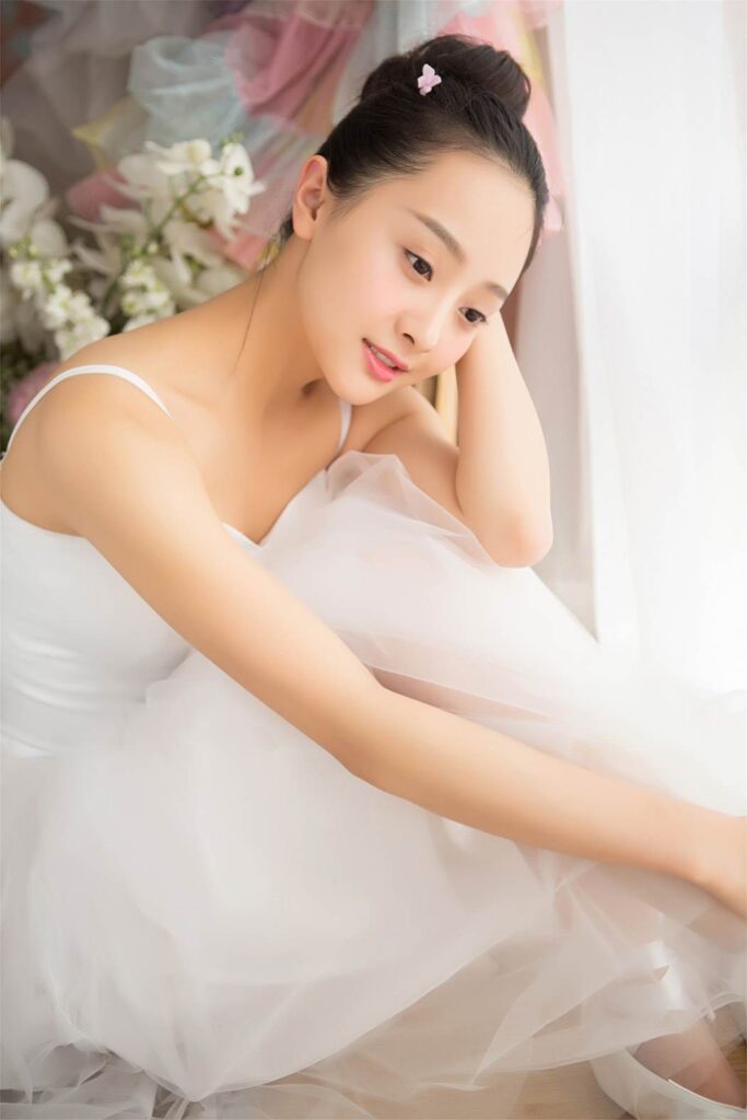 [YALAYI雅拉伊]2023.12.04 NO.1106 唯美女生[29+1P/135MB]插圖2