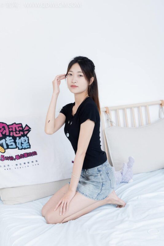 物戀傳媒 NO.2399 小夏-板鞋、白棉襪、裸足[150P/1V/3.16GB]-無料攝影圈