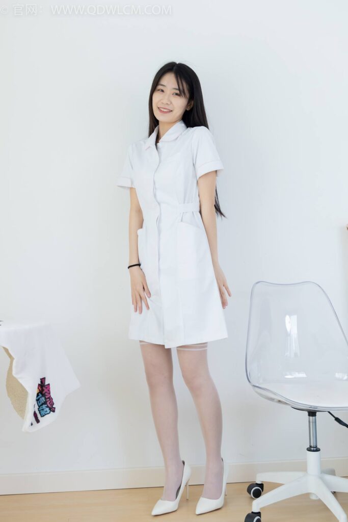 物戀傳媒 NO.2401 菜菜-三雙高跟鞋、大腿襪、護士服[165P/1V/3.78GB]插圖