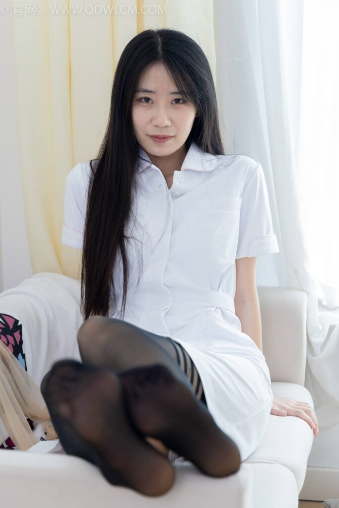 物戀傳媒 NO.2401 菜菜-三雙高跟鞋、大腿襪、護士服[165P/1V/3.78GB]插圖4