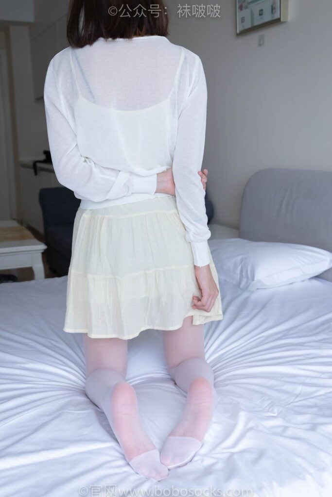 [BoBoSocks襪啵啵]NO.005 小甜豆-帆布鞋、薄白絲 [133P/1V/3.14GB]插圖1