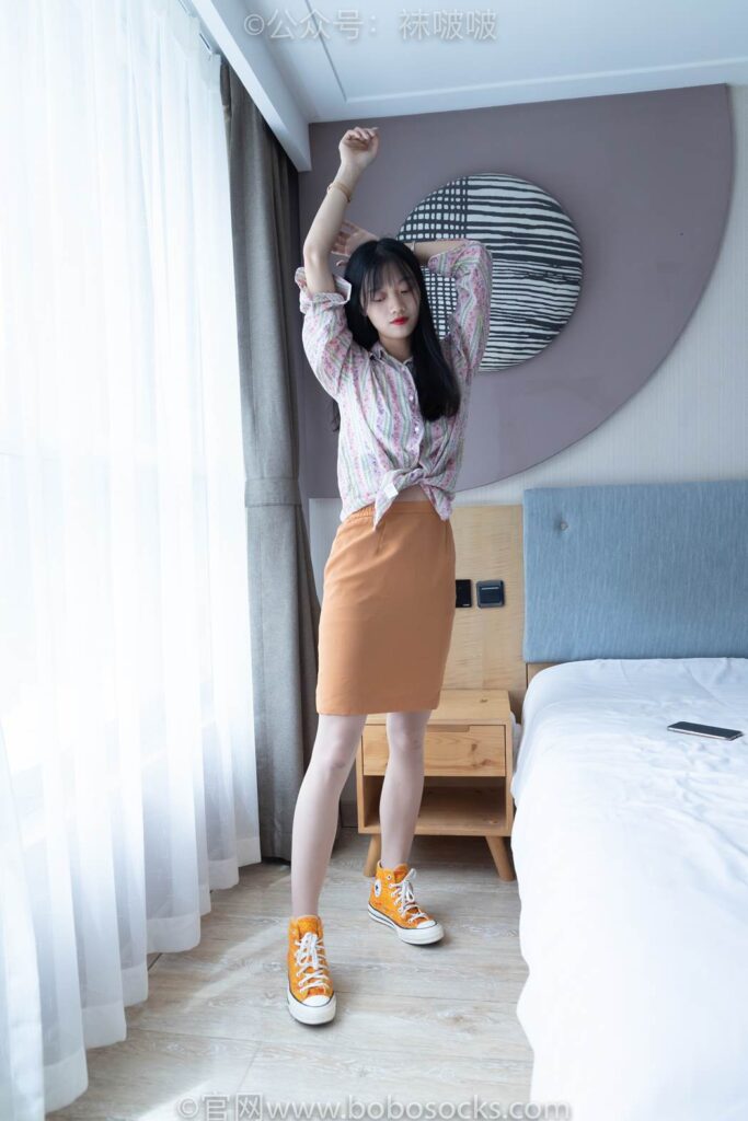 [BoBoSocks襪啵啵]NO.008 涵涵-帆布鞋、白色短棉襪、肉絲 [139P/1V/3.95GB]插圖2