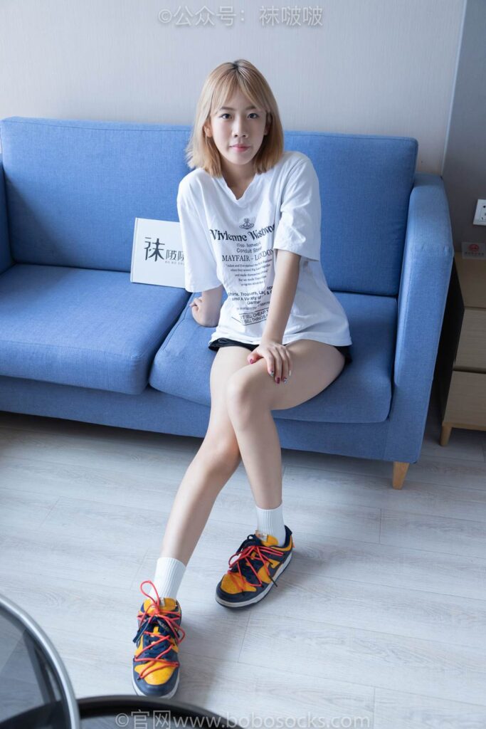 [BoBoSocks襪啵啵]NO.009 果凍-耐克板鞋、白棉襪、裸足 [130P/1V/5.85GB]插圖2