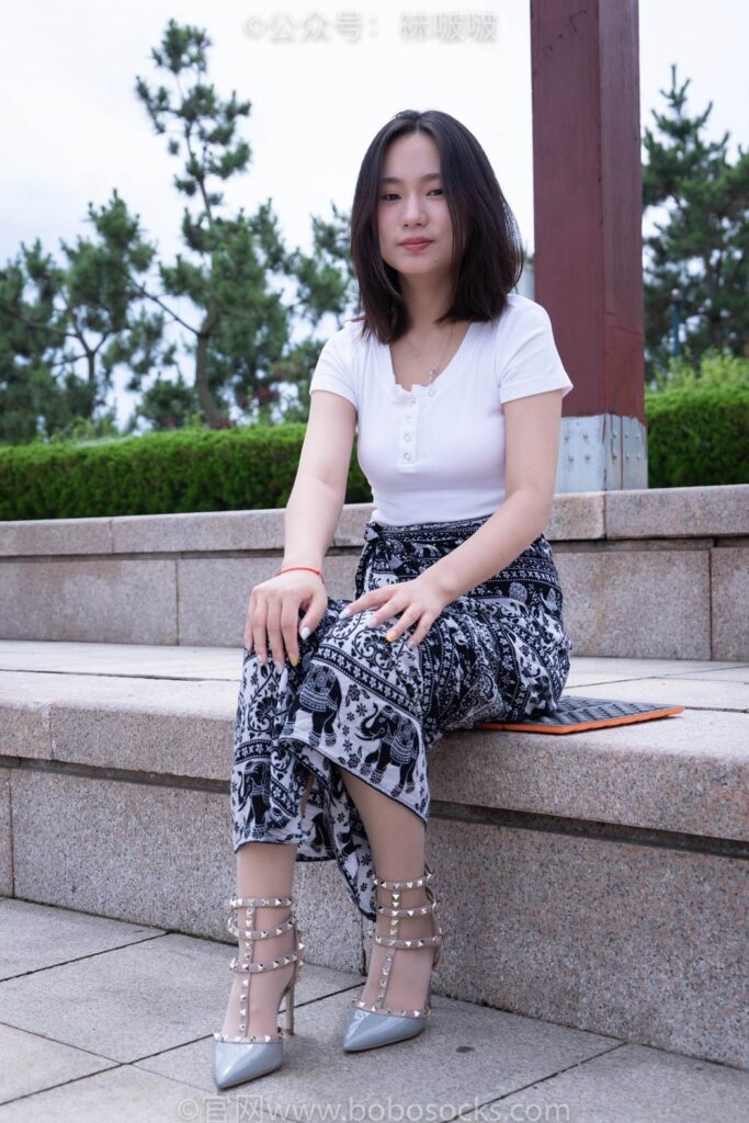 [BoBoSocks襪啵啵]NO.014 思思-華倫天奴高跟鞋、肉絲 [140P/1V/6.17GB]插圖