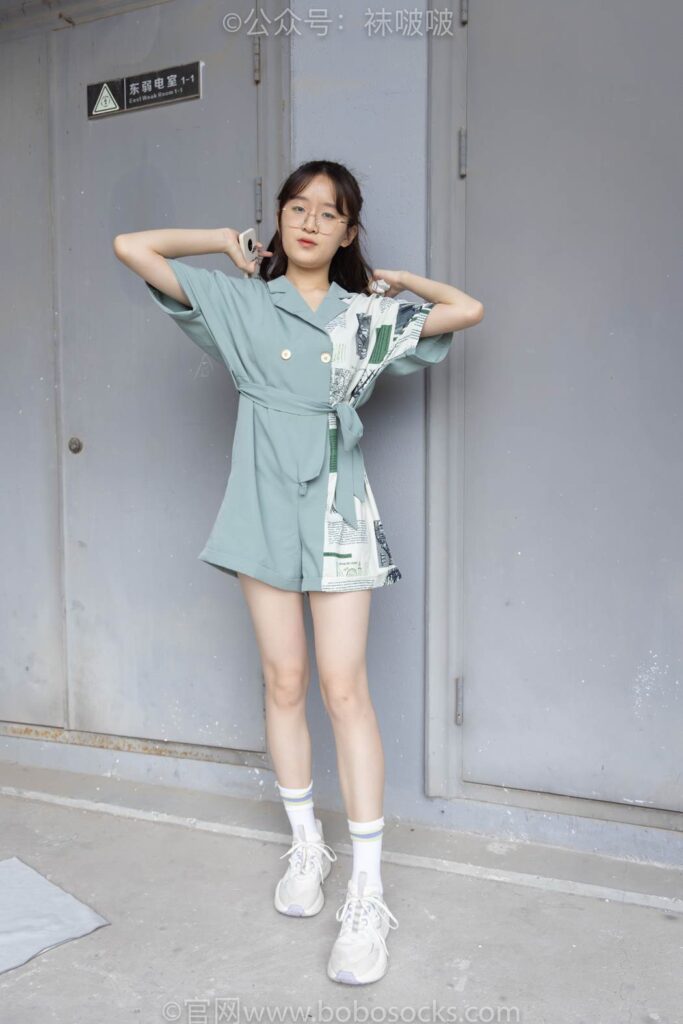 [BoBoSocks襪啵啵]NO.025 熊熊-安踏運動鞋、白色棉襪（踩臟）、裸足 [146P/1V/5.23GB]插圖