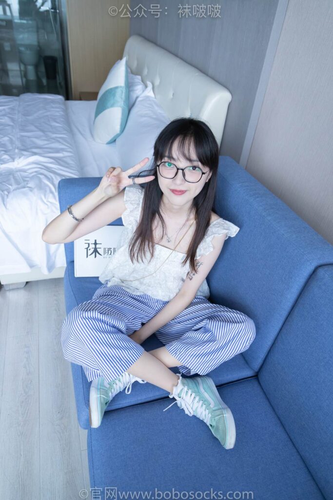 [BoBoSocks襪啵啵]NO.027 稚予- vans、白色棉襪、肉絲 [136P/1V/3.35GB]插圖2