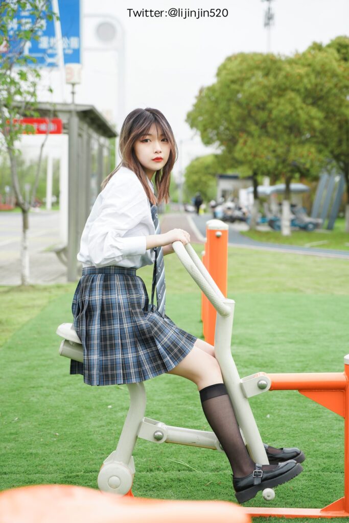 梨瑾瑾 NO.008 – 戶外JK2[47P/616MB]插圖2