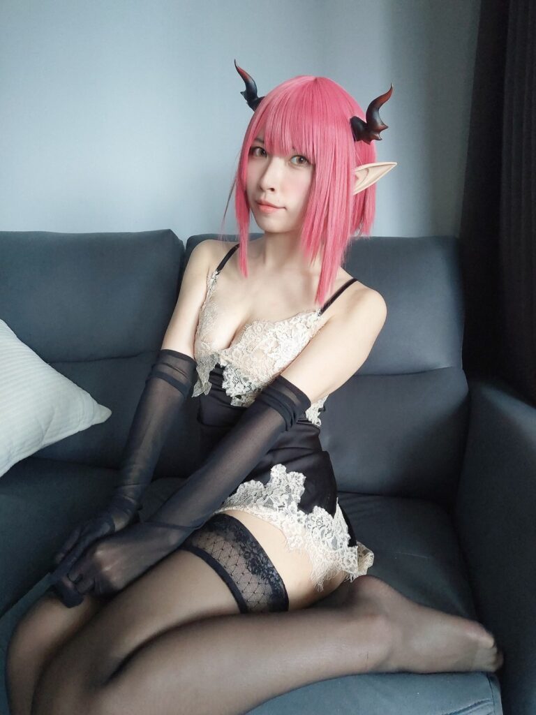 莉莉絲 NO.003 – 實(shí)習(xí)魅魔之睡衣篇[54P/3V/330MB]插圖1