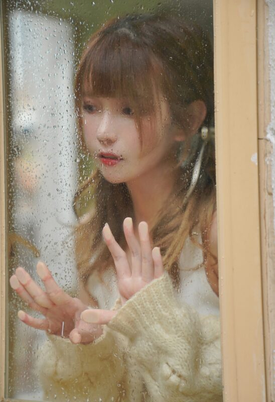 凜子醬 NO.016 – 眼淚味道的雨[12P/75.2MB]-無(wú)料攝影圈