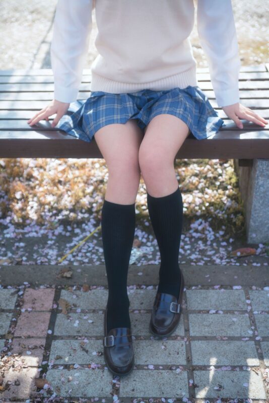 陸卿卿kyokyo NO.001 - 櫻花與JK[9P/41.5MB]-無料攝影圈