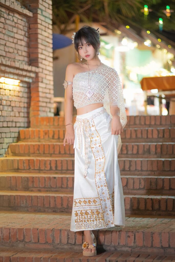 萌芽?jī)簅0 NO.038 – 西雙版納 傣服 銀[17P/111MB]插圖3