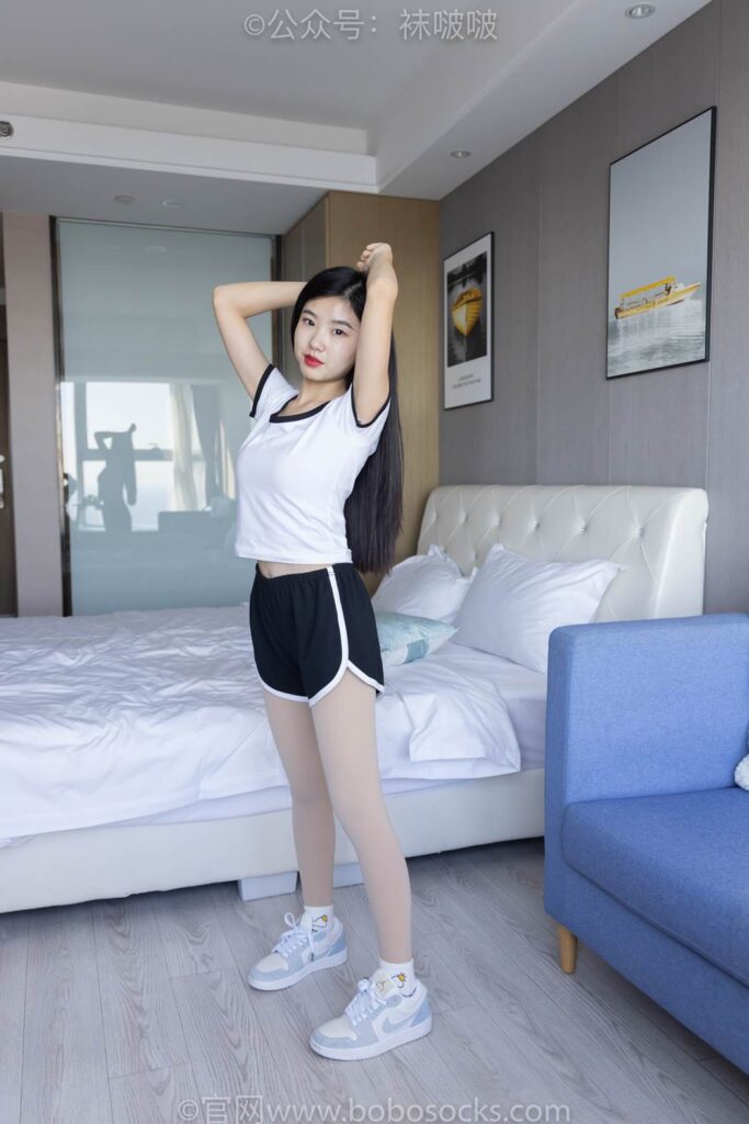 [BoBoSocks襪啵啵]NO.031 小奶熊-AJ板鞋、白棉襪、厚肉絲 [149P/1V/3.80GB]插圖2