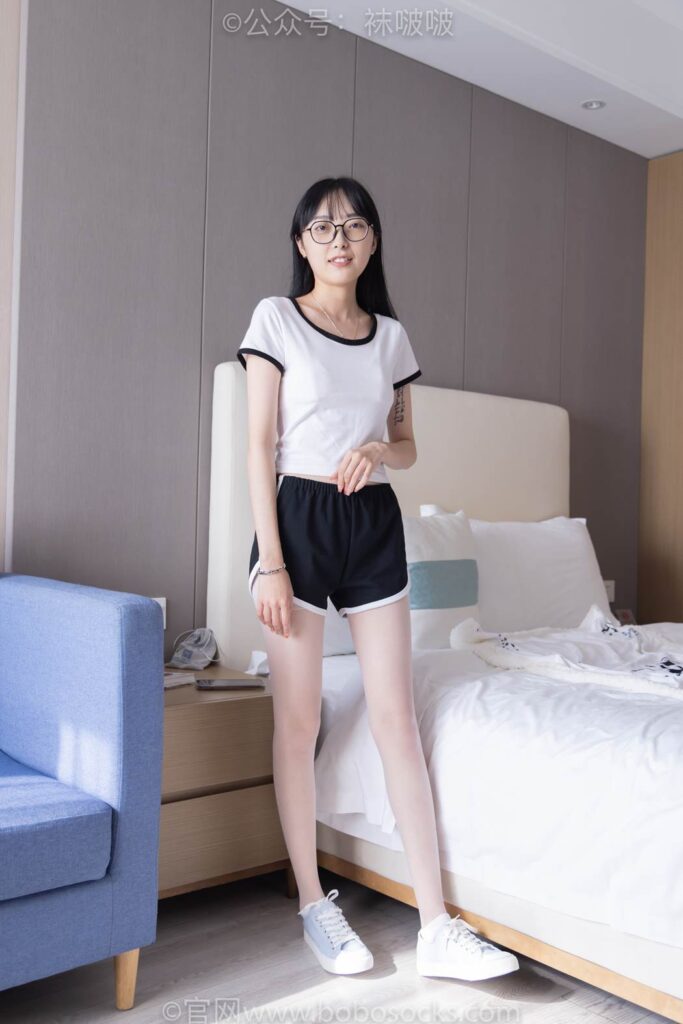 [BoBoSocks襪啵啵]NO.037 稚予-帆布鞋、短白棉襪、白絲 [136P/1V/6.47MB]插圖1