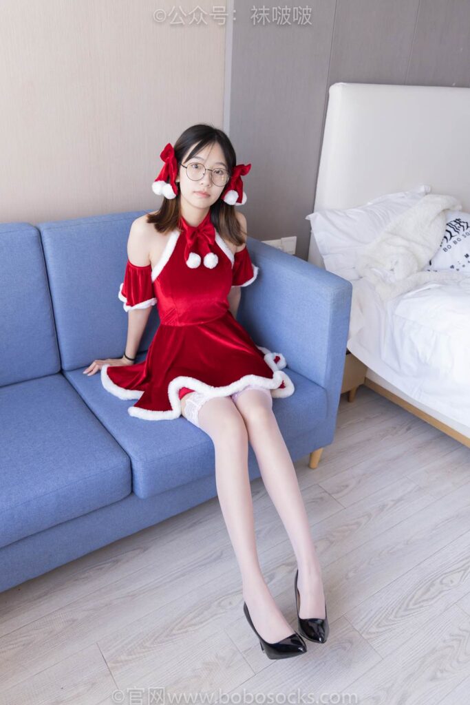 [BoBoSocks襪啵啵]NO.043 小甜豆-圣誕服、平底鞋、高跟鞋、白色漁網襪 [165P/1V/8.42GB]插圖