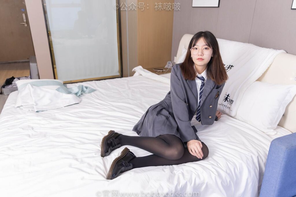 [BoBoSocks襪啵啵]NO.060 小甜豆-JK制服、皮鞋、厚黑絲 [131P/1V/6.66GB]插圖2