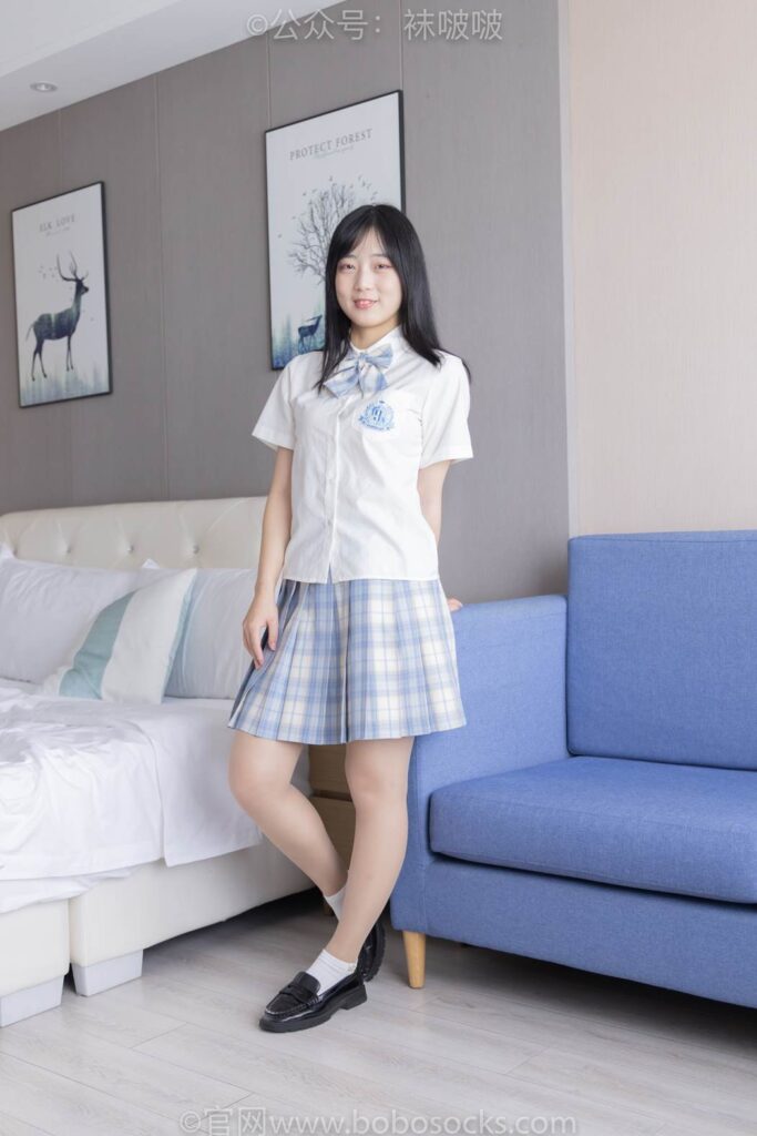 [BoBoSocks襪啵啵]NO.068 菠蘿-JK制服、皮鞋、短白棉襪、肉絲 [138P/1V/6.74GB]插圖1