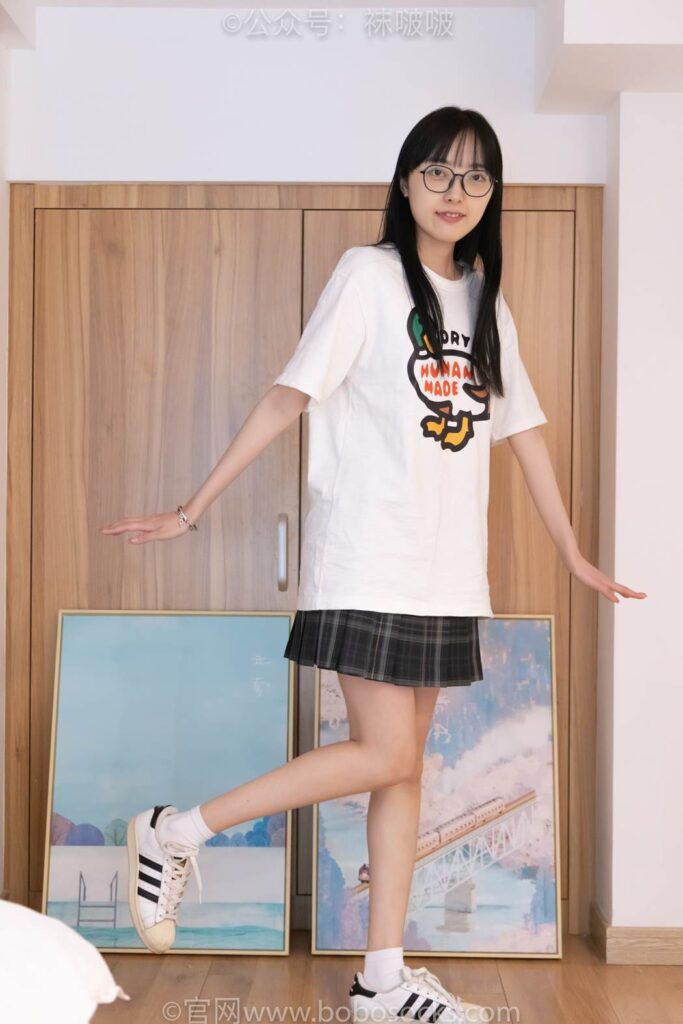 [BoBoSocks襪啵啵]NO.073 稚予-貝殼頭、白棉襪、裸足 [145P/1V/6.83GB]插圖