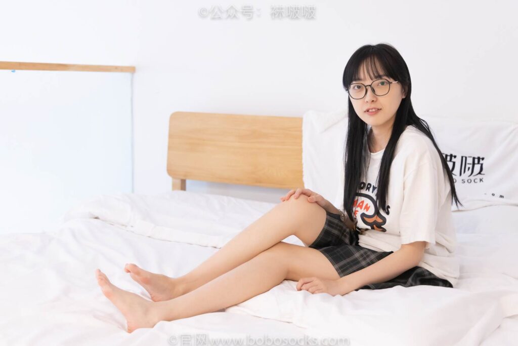 [BoBoSocks襪啵啵]NO.073 稚予-貝殼頭、白棉襪、裸足 [145P/1V/6.83GB]插圖1