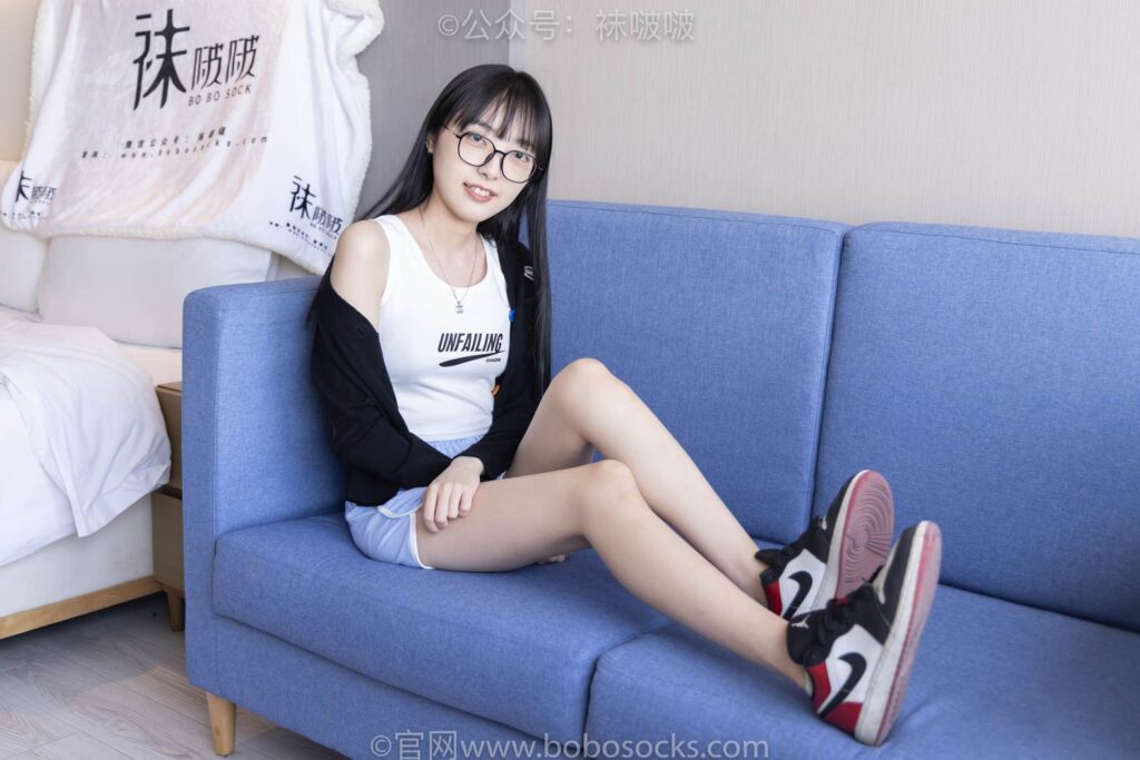 [BoBoSocks襪啵啵]NO.081 稚予- AJ、淺黃色短棉襪、淺藍(lán)色短棉襪、裸足 [145P/1V/5.94GB]插圖2