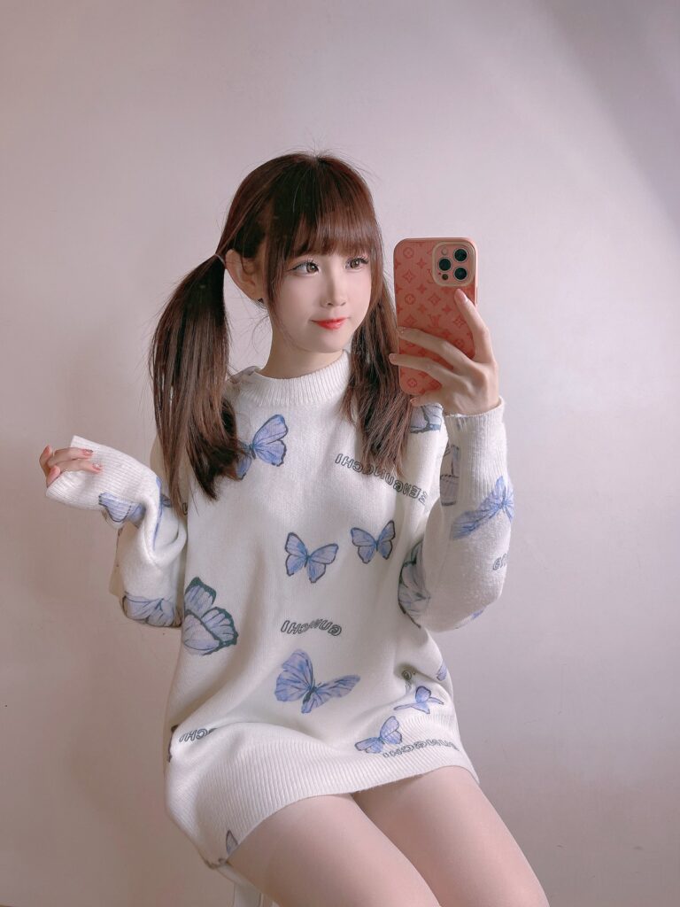 miko醬ww NO.051 – mikoの白絲01[241P/1.70GB]插圖