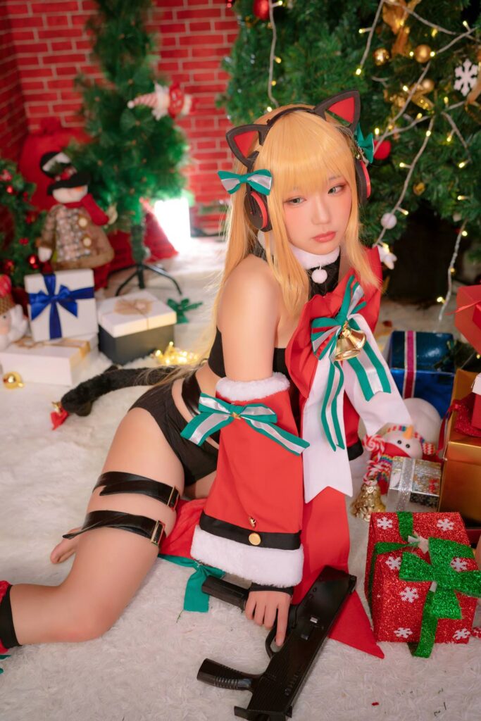 動(dòng)漫博主Mime彌美 – 少女前線 TMP 圣誕節(jié) [15P/241MB]插圖1