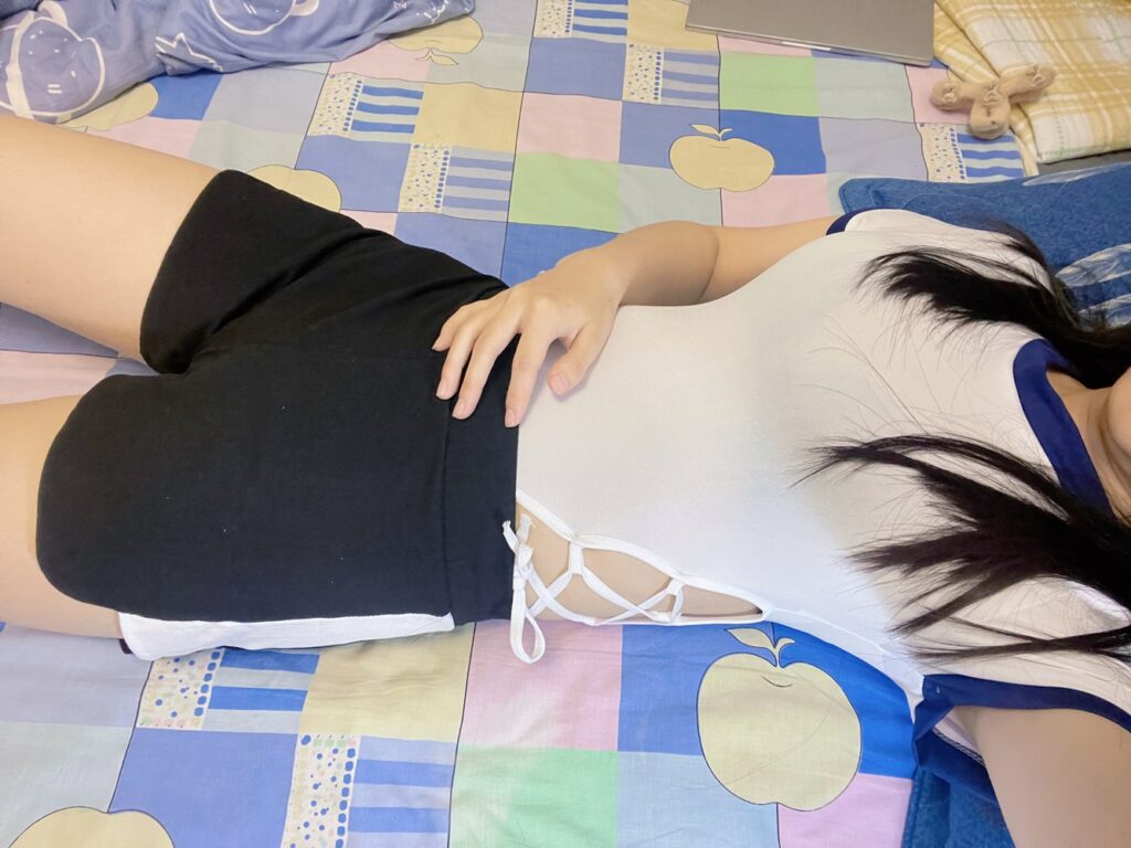 大學(xué)生鎂足，福利第五期，姓感純欲，看點多多[176P/1.21G]插圖1