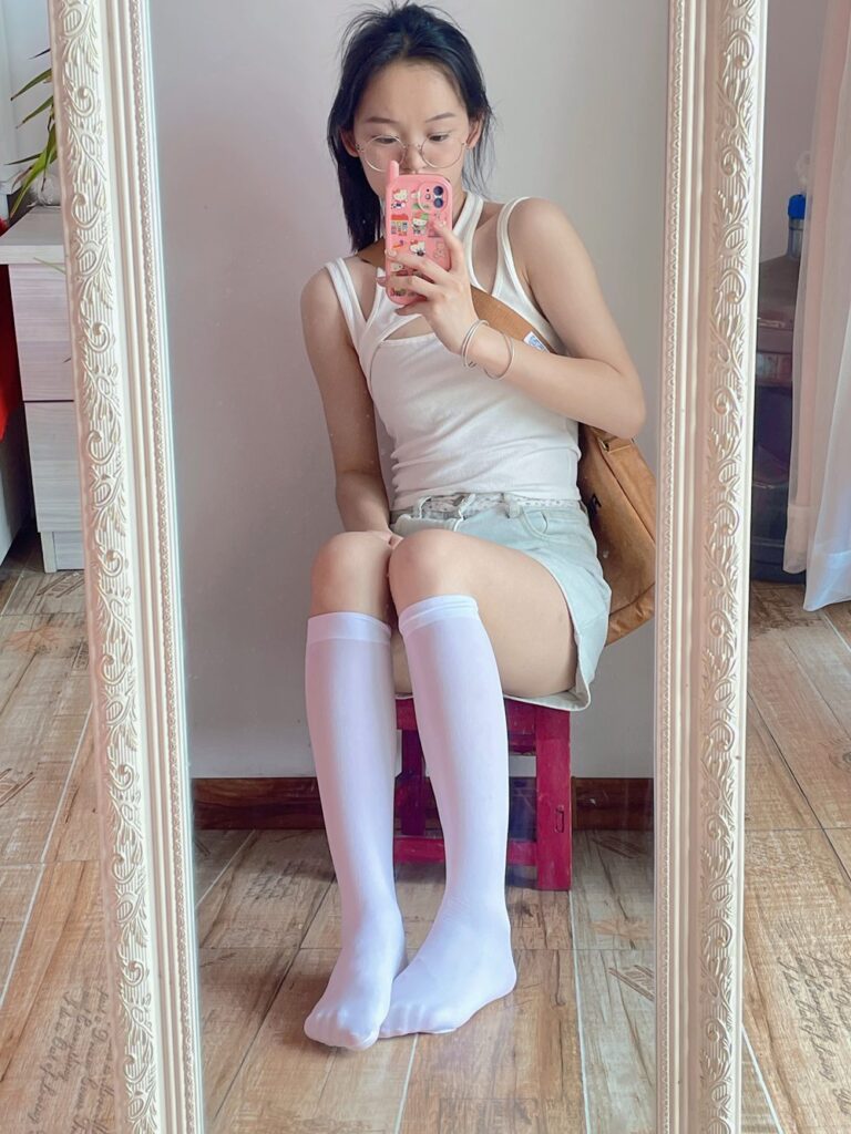 大學(xué)生鎂足，居家第二期，日常生活可愛jiojio，記錄每天不同襪子 [220P/1.61G]插圖2