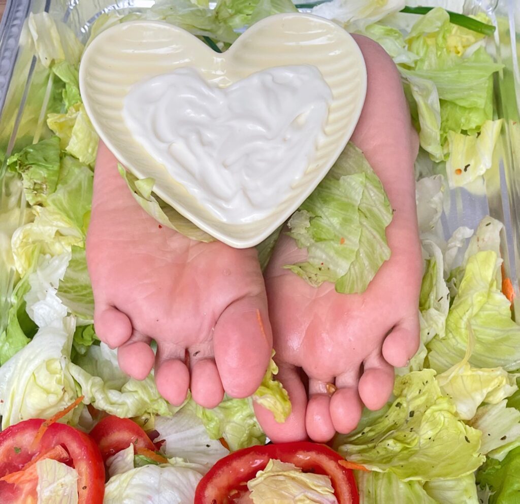 地瓜小朋友 鹽焗玉足+沙拉玉足合你的胃口[82P/1V/1.27G]插圖