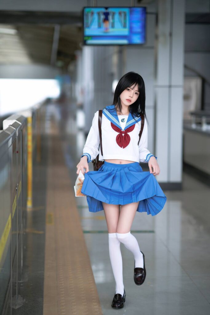 桜桃喵 NO.180 – 地鐵JK[33P/527MB]插圖2