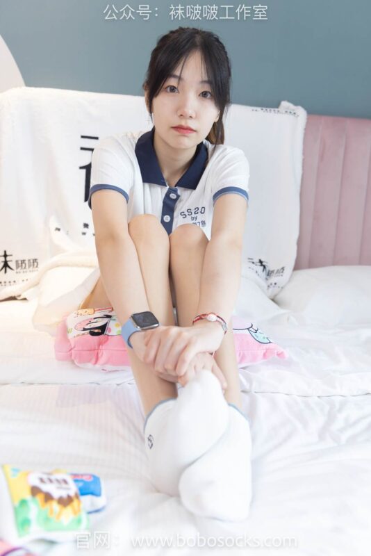 [BoBoSocks襪啵啵]NO.096 小甜豆-板鞋、白棉襪、油亮肉絲[145P/1V/5.30GB]-無料攝影圈