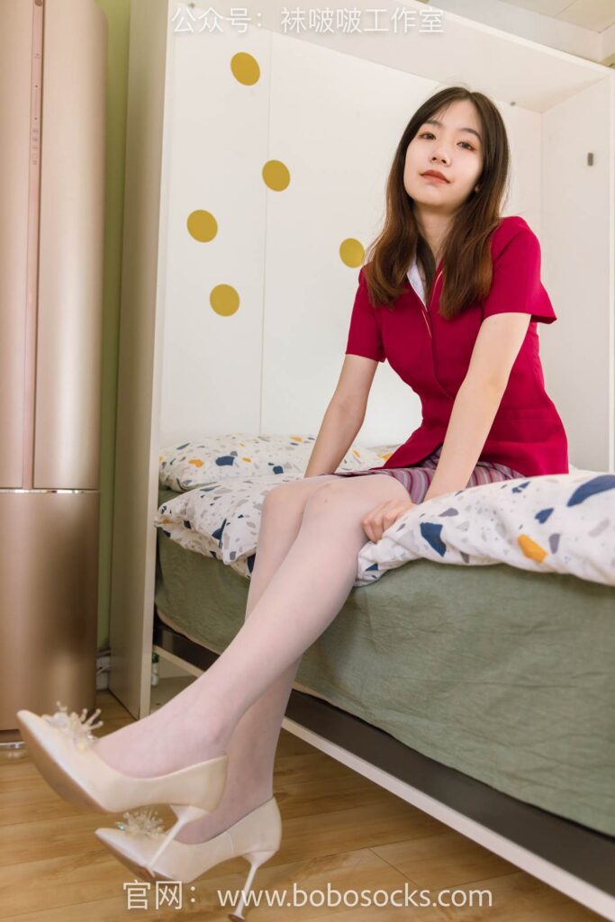 [BoBoSocks襪啵啵]NO.099 小甜豆-高跟鞋、黑絲、白絲[140P/1V/6.25GB]插圖2