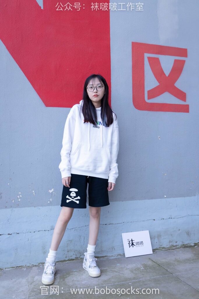 [BoBoSocks襪啵啵]NO.103 稚予-AJ籃球鞋、白棉襪、裸足[134P/1V/2.52GB]插圖1