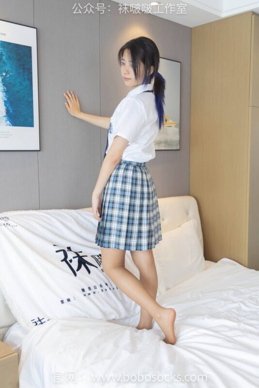 [BoBoSocks襪啵啵]NO.104 小淳-高跟鞋、咖啡絲[140P/1V/3.97GB]-無料攝影圈