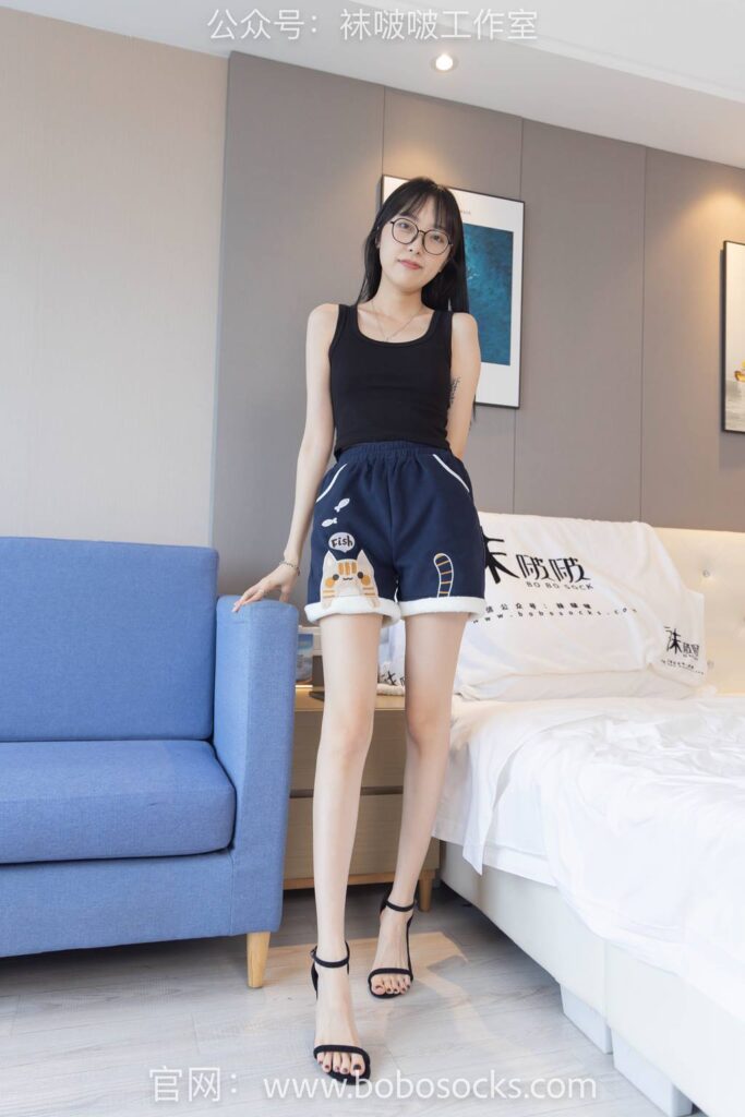 [BoBoSocks襪啵啵]NO.109 稚予-高跟鞋、裸足、裸足涂黑色指甲油劇情[140P/1V/3.67GB]插圖1