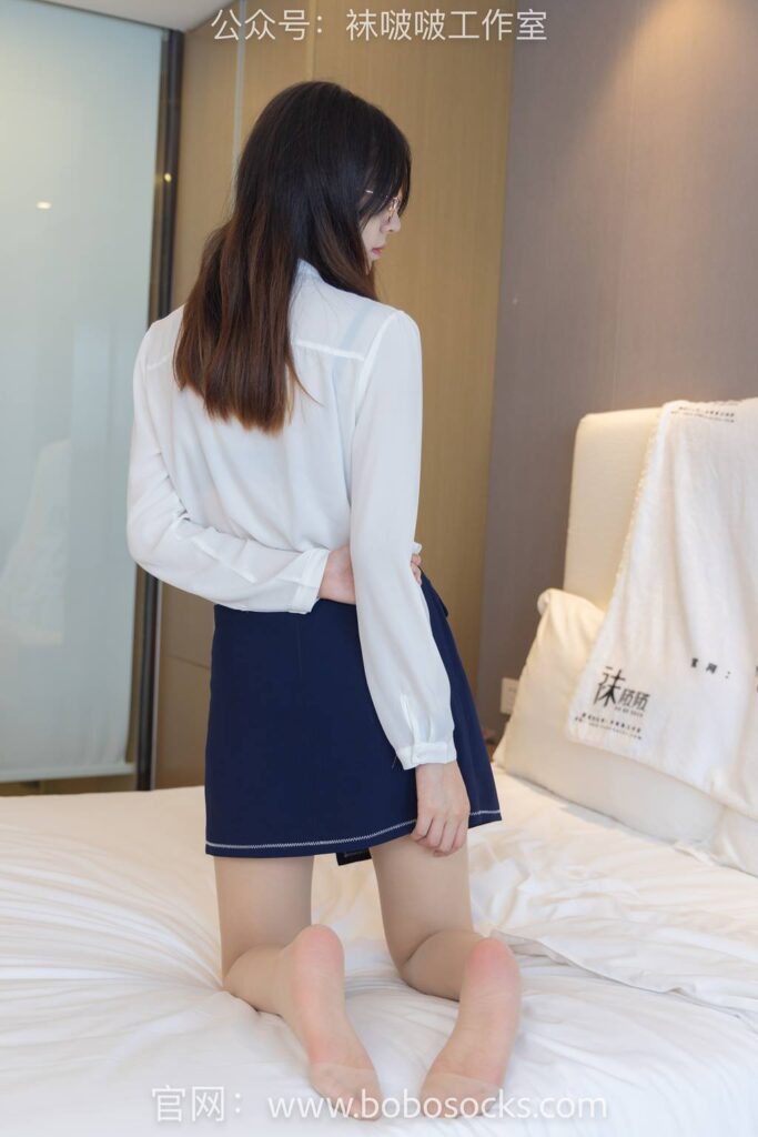 [BoBoSocks襪啵啵]NO.114 小甜豆-高跟鞋、帆布鞋、肉絲、厚黑絲[175P/1V/7.51GB]插圖