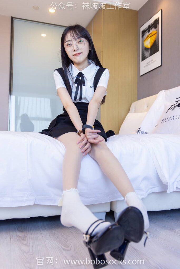 [BoBoSocks襪啵啵]NO.121 稚予-高跟鞋、白棉襪、肉絲[140P/1V/5.80GB]插圖2