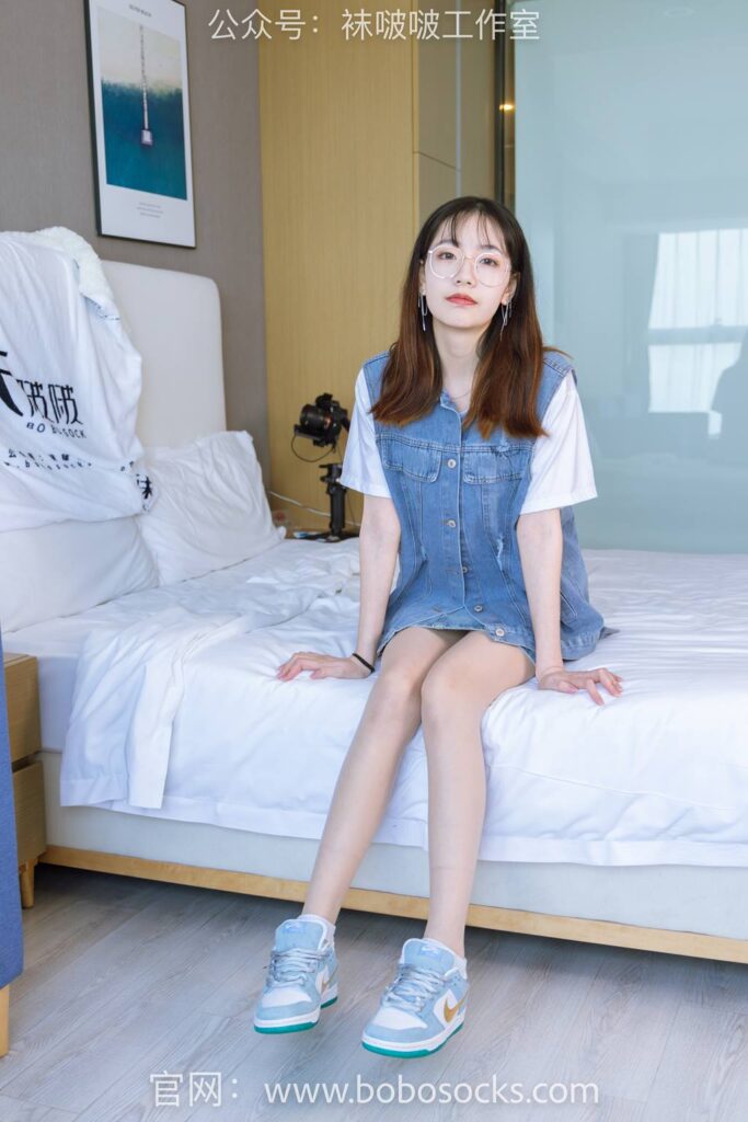 [BoBoSocks襪啵啵]NO.123 小甜豆-板鞋、白棉襪、肉絲[140P/1V/5.81GB]插圖1