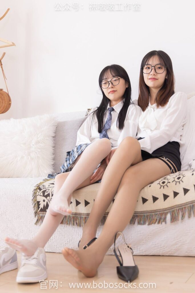 [BoBoSocks襪啵啵]NO.124 小甜豆稚予-板鞋、高跟鞋、黑皮鞋、白絲[207P/1V/7.68GB]插圖2