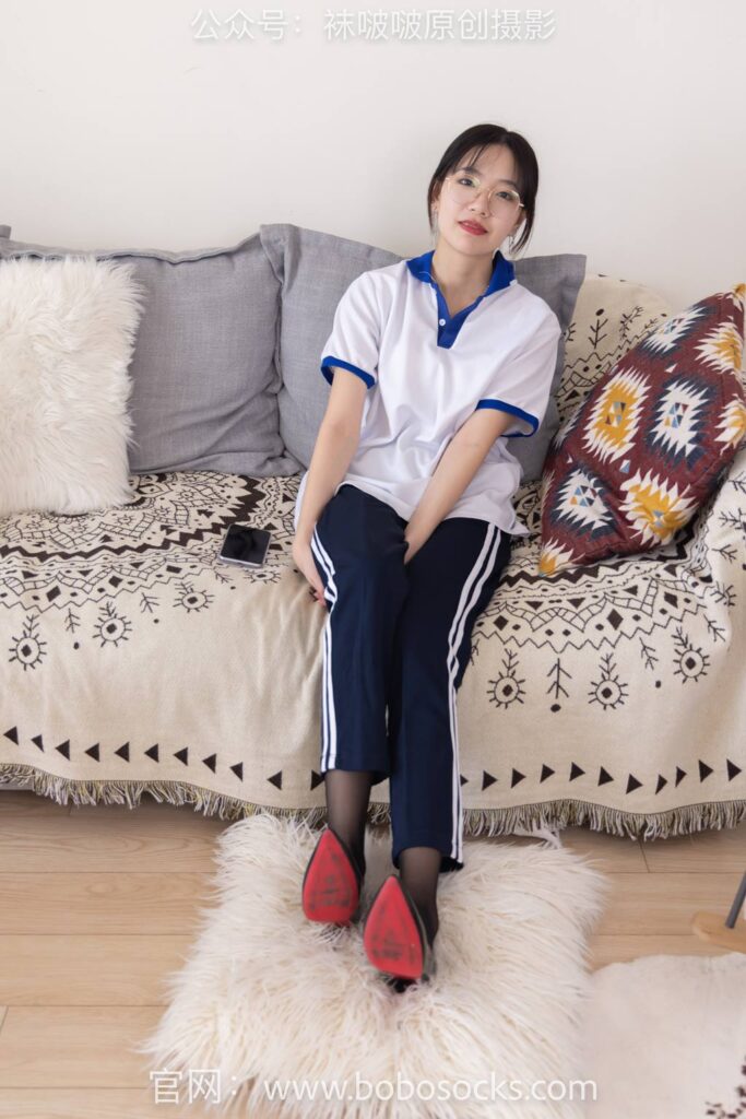 [BoBoSocks襪啵啵]NO.135 小甜豆-高跟鞋、黑絲（腳尖透明款）、裸足[140P/1V/5.86GB]插圖2